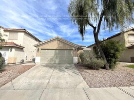 426 Waterbrook Dr, Unit 5290 in Henderson, NV - Building Photo
