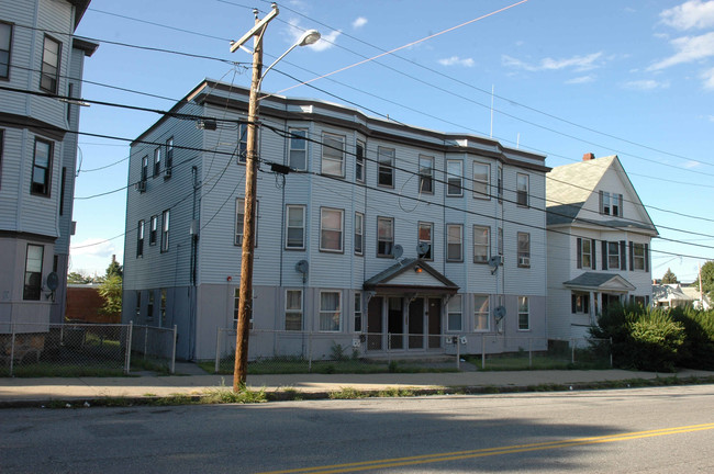 153-159 Salem St in Lawrence, MA - Foto de edificio - Building Photo