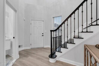 37 Fells Dr in Englishtown, NJ - Building Photo - Building Photo