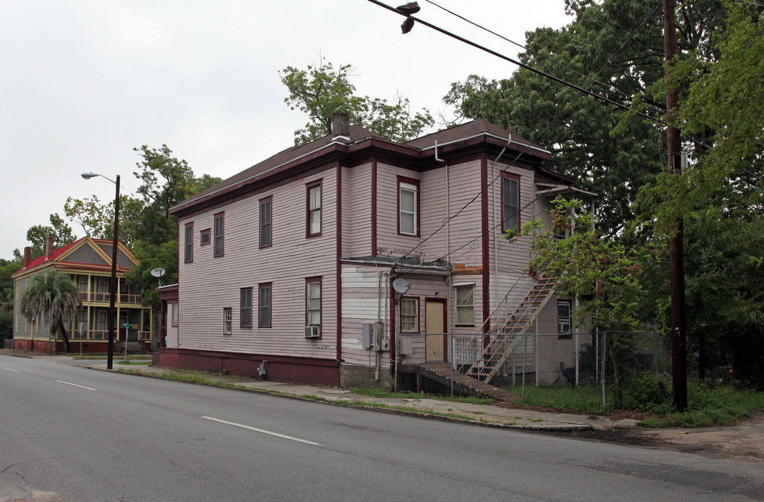 501 E Park Ave in Savannah, GA - Foto de edificio