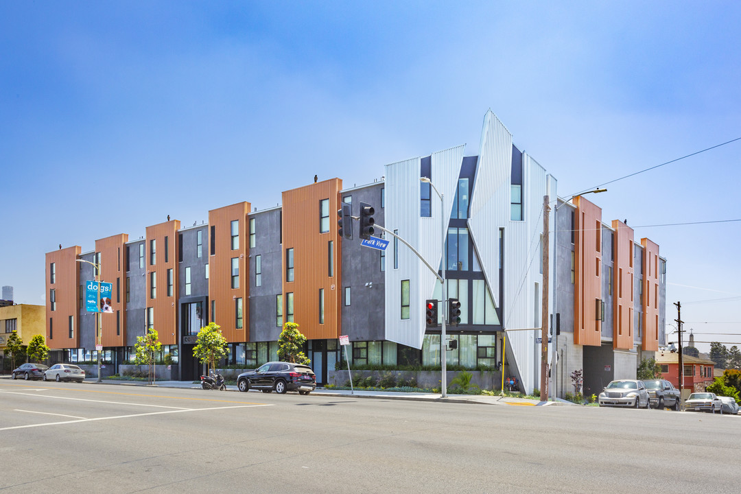 Copper Designer Lofts in Los Angeles, CA - Foto de edificio