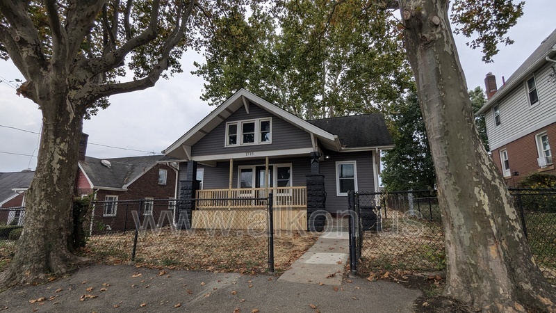 1735 Vermont Ave in West Mifflin, PA - Building Photo