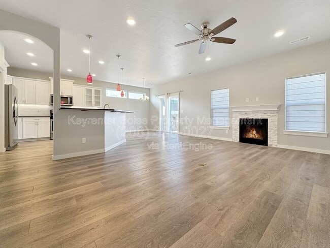 3851 N Jackie Ln in Boise, ID - Building Photo - Building Photo