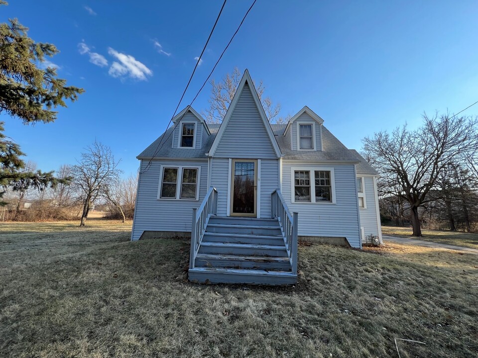 14788 E 127th St in Lemont, IL - Building Photo