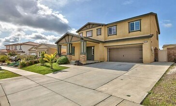 28763 Cloud Wy in Murrieta, CA - Building Photo - Building Photo