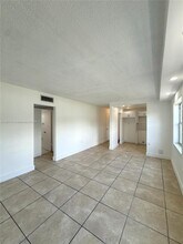 3100 W Flagler St in Miami, FL - Building Photo - Building Photo