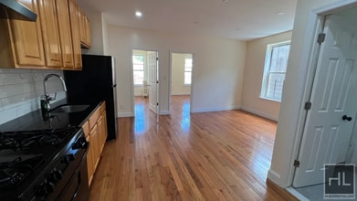 673 Watkins St in Brooklyn, NY - Building Photo - Building Photo