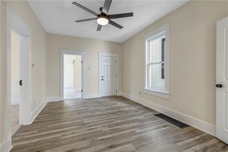 523 Tauromee Ave in Kansas City, KS - Building Photo - Building Photo