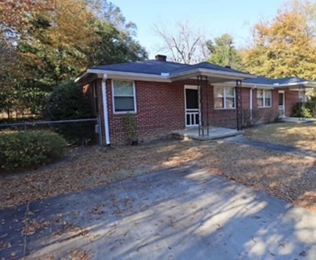 905 Munsen Spring Dr in Columbia, SC - Building Photo - Building Photo