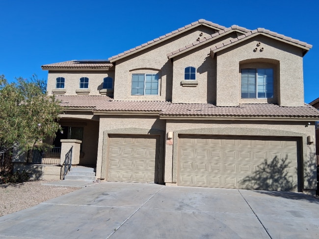 property at 1678 E Desert Breeze Ct