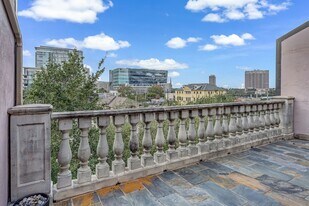 1215 Rosedale St in Houston, TX - Building Photo