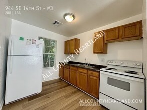 944 SE 14th St in Oklahoma City, OK - Building Photo - Building Photo