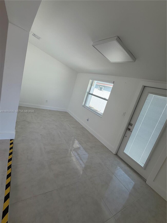 25415 SW 128th Ave in Homestead, FL - Building Photo - Building Photo