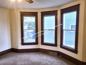 912 Morton St in New Castle, PA - Building Photo - Building Photo