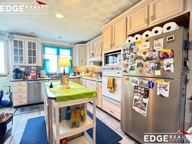 19 Claymoss Rd, Unit 3 in Boston, MA - Building Photo - Building Photo