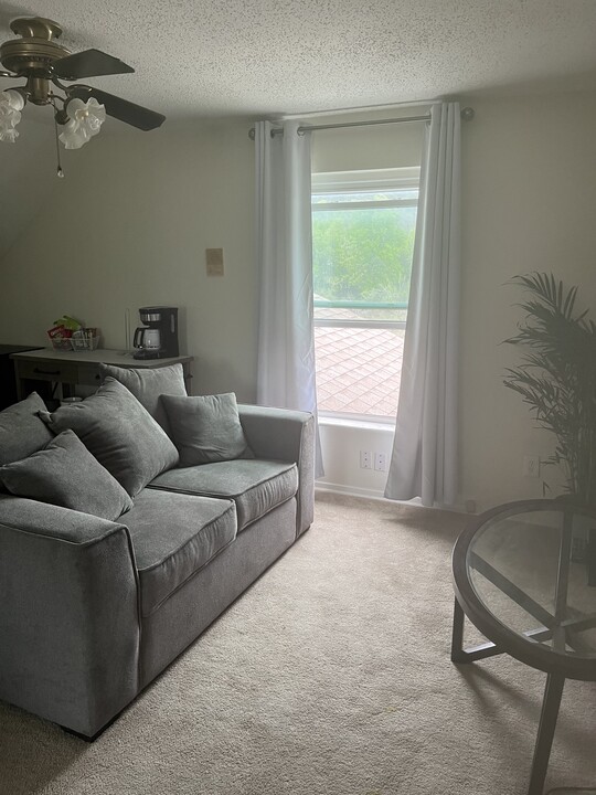 2209 Apache Dr in Harker Heights, TX - Foto de edificio