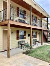 3155 Booker St, Unit Apt. A in Jackson, MS - Foto de edificio - Building Photo