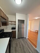 1371 Commonwealth Ave, Unit 3 in Boston, MA - Foto de edificio - Building Photo