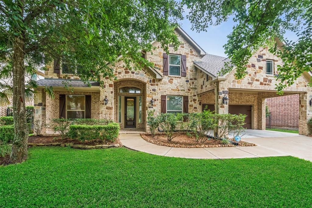 7 Langstone Place in Spring, TX - Building Photo