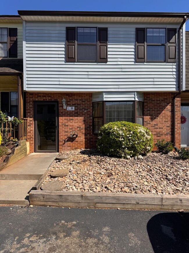 property at 25 Cape Charles Square