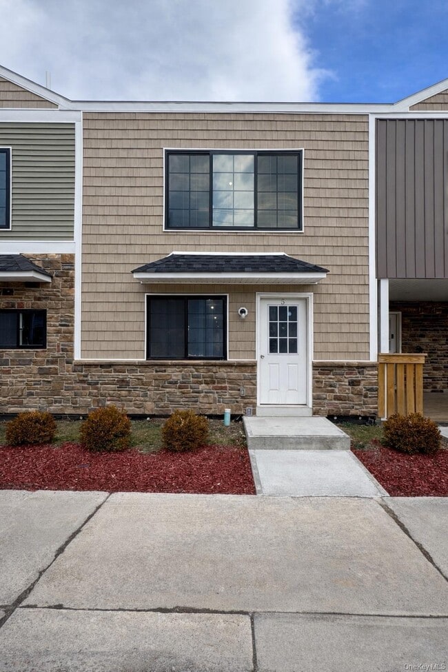 1140 NY-52 in Fallsburg, NY - Foto de edificio - Building Photo