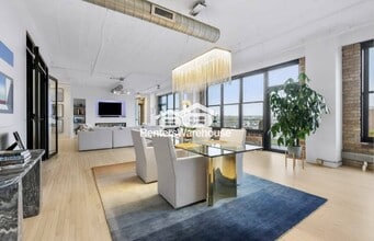 290 Market St in Minneapolis, MN - Building Photo - Building Photo
