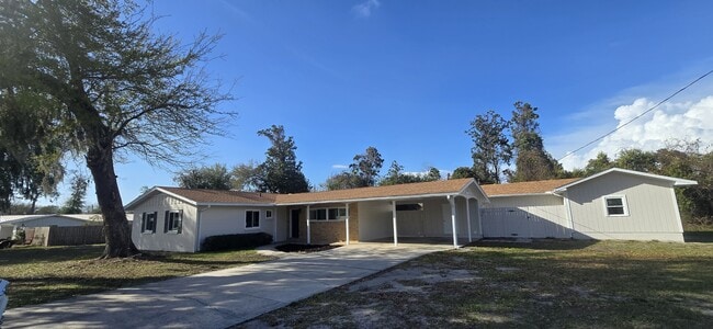 property at 802 W 17th St