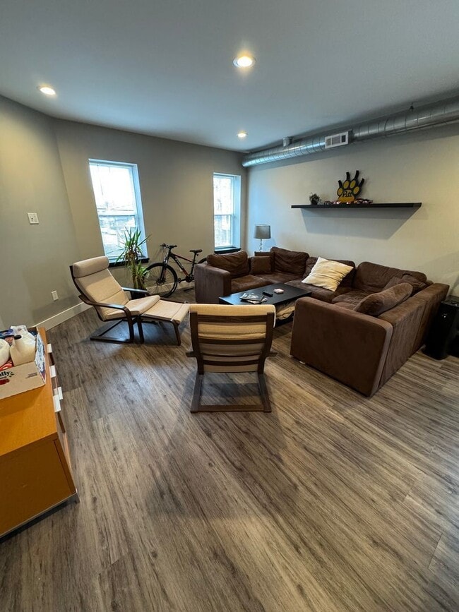 5148 Dearborn St in Pittsburgh, PA - Building Photo - Building Photo