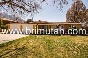 2630 Lincoln Ln in Salt Lake City, UT - Building Photo