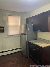 18 Central Ave in Chelsea, MA - Foto de edificio - Building Photo