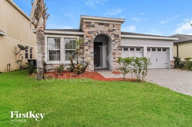 property at 13830 Pickett Reserve Ct