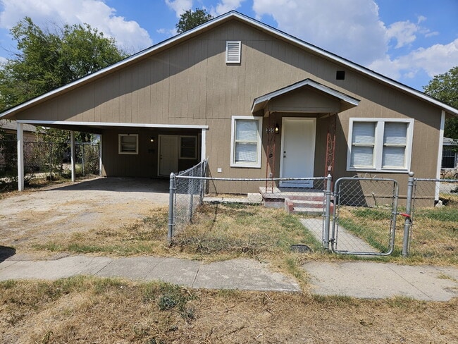 property at 335 Monticello Ct