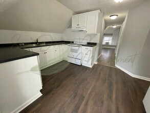 2639 E 29th St, Unit Unit 3 in Kansas City, MO - Building Photo - Building Photo