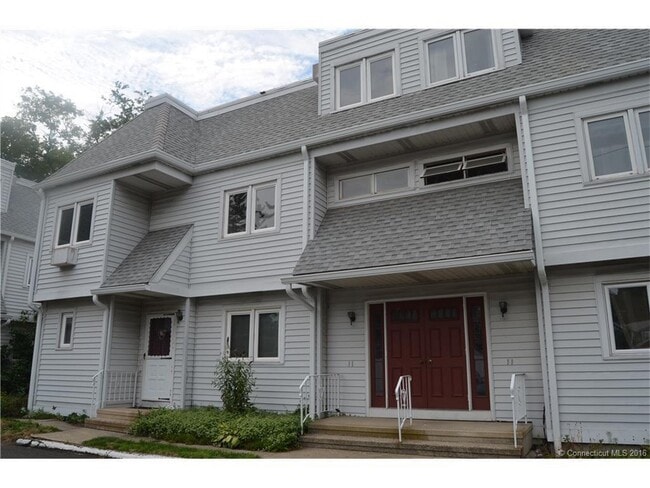 property at 678 Savin Ave