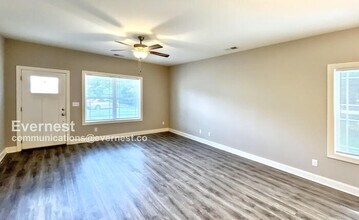 5354 Roosevelt Rd in East Ridge, TN - Building Photo - Building Photo