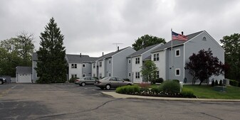 Golden View Acres in Sharonville, OH - Building Photo