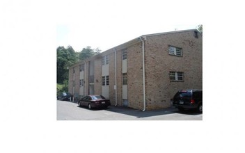 3802 Panorama Ave in Roanoke, VA - Foto de edificio - Building Photo