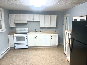 227 S Main St, Unit 227 S Main in Tipton, IN - Foto de edificio - Building Photo