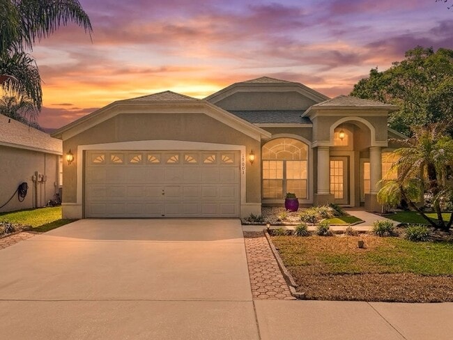 19001 Weatherstone Dr