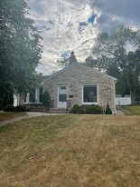 5924 Chicago Ave in Minneapolis, MN - Building Photo