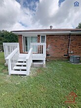 500 Skyline Dr in McMinnville, TN - Building Photo - Building Photo