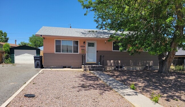 property at 3937 Sheffield Ln