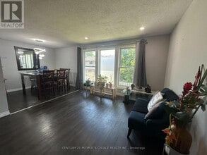 88 Avonwood Dr in Stratford, ON - Building Photo - Building Photo