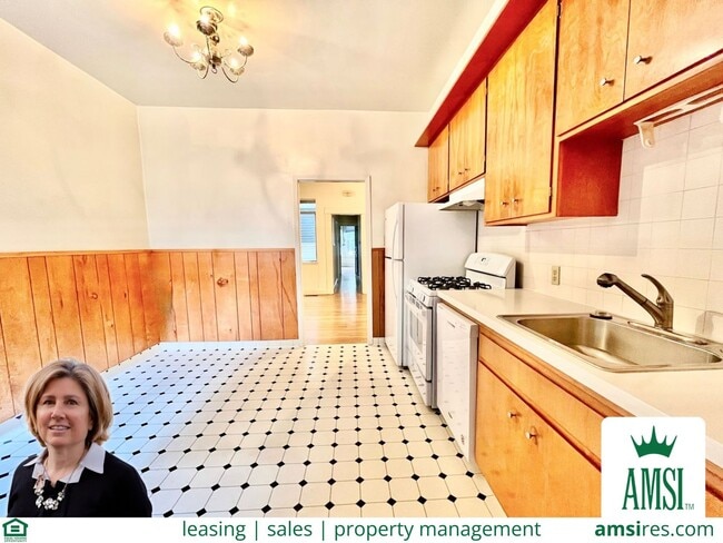 property at 1951A Filbert St