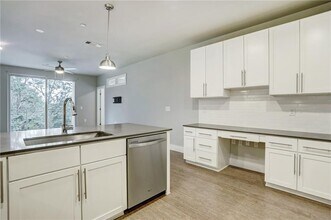 2804 Treble Ln in Austin, TX - Building Photo - Building Photo