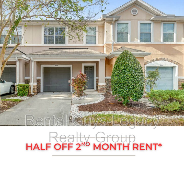 5868 Pavilion Dr in Jacksonville, FL - Foto de edificio