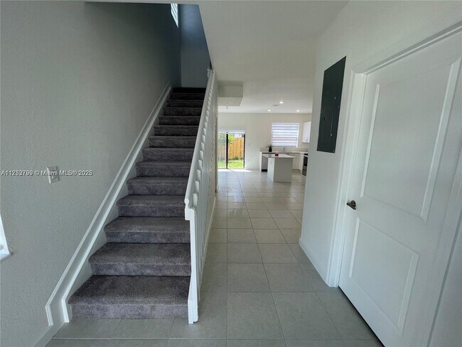 12944 SW 233rd Terrace in Princeton, FL - Building Photo - Building Photo