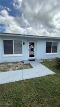 1025 NE 13th Ave in Cape Coral, FL - Building Photo - Building Photo