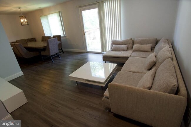 45 Buttonwood Rd