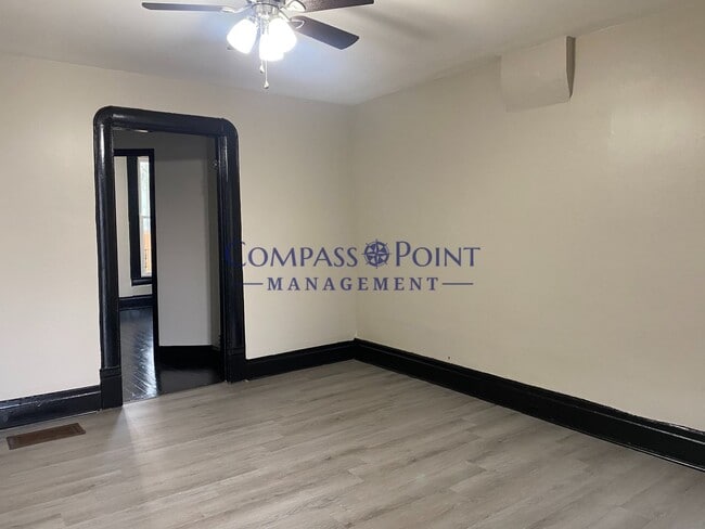 240-242 E Fourth St in Lexington, KY - Building Photo - Building Photo